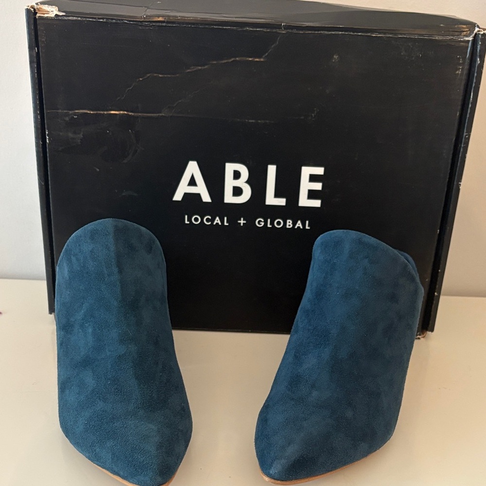Able Local + Global Rojas Blue Suede Mule Size 9.5 New from Anthropologie - Picture 1 of 6